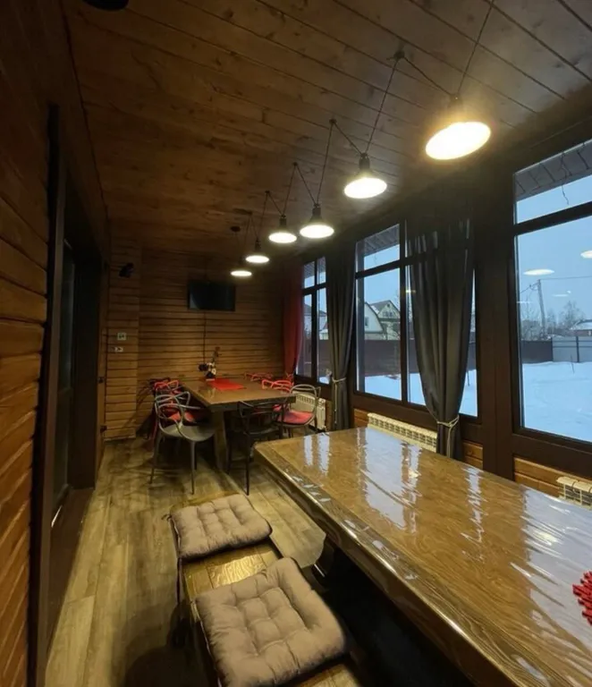 Уютный дом из дерева