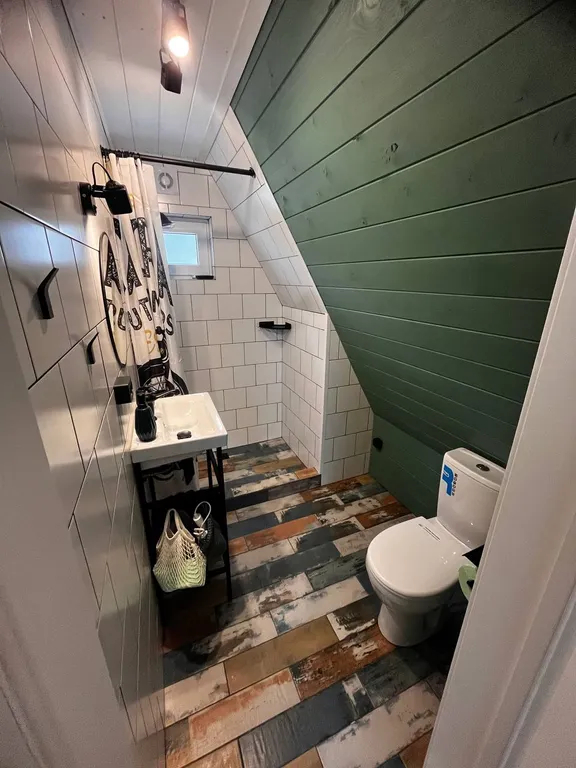 Домик с видом на лес