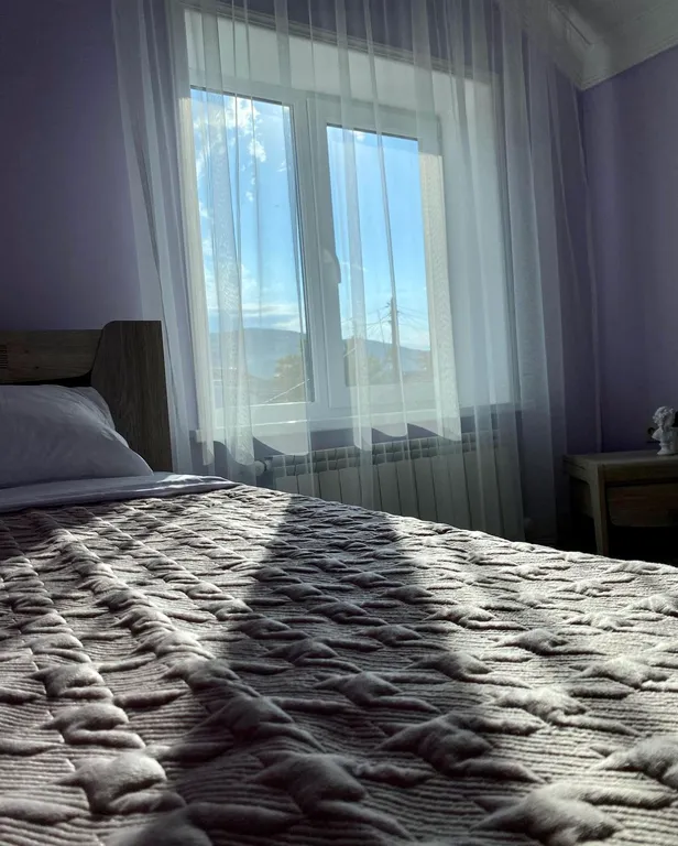 Уютный дом у моря в черте города