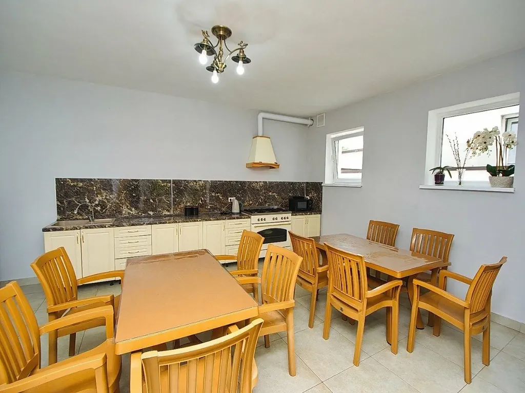 4-комнатная Квартира