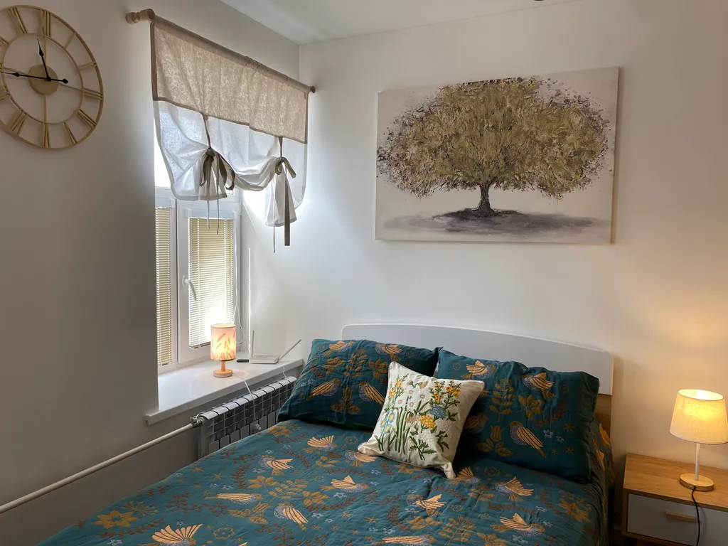 Студия в стиле Сканди с видом на Кремль