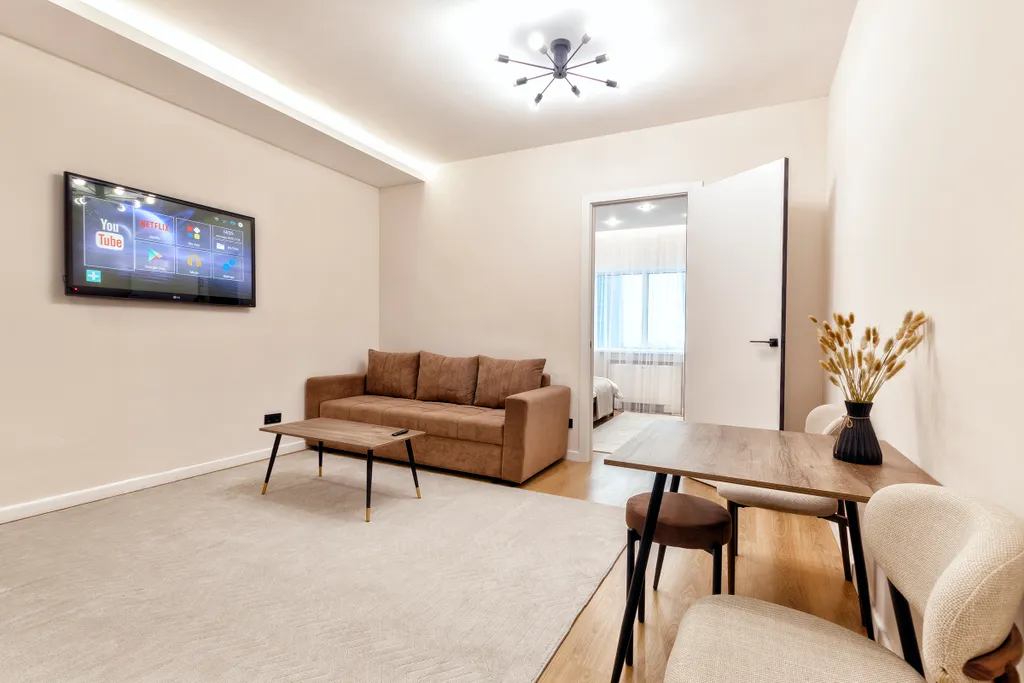 Элитные апартаменты с панорамным видом из окна в самом центре столицы