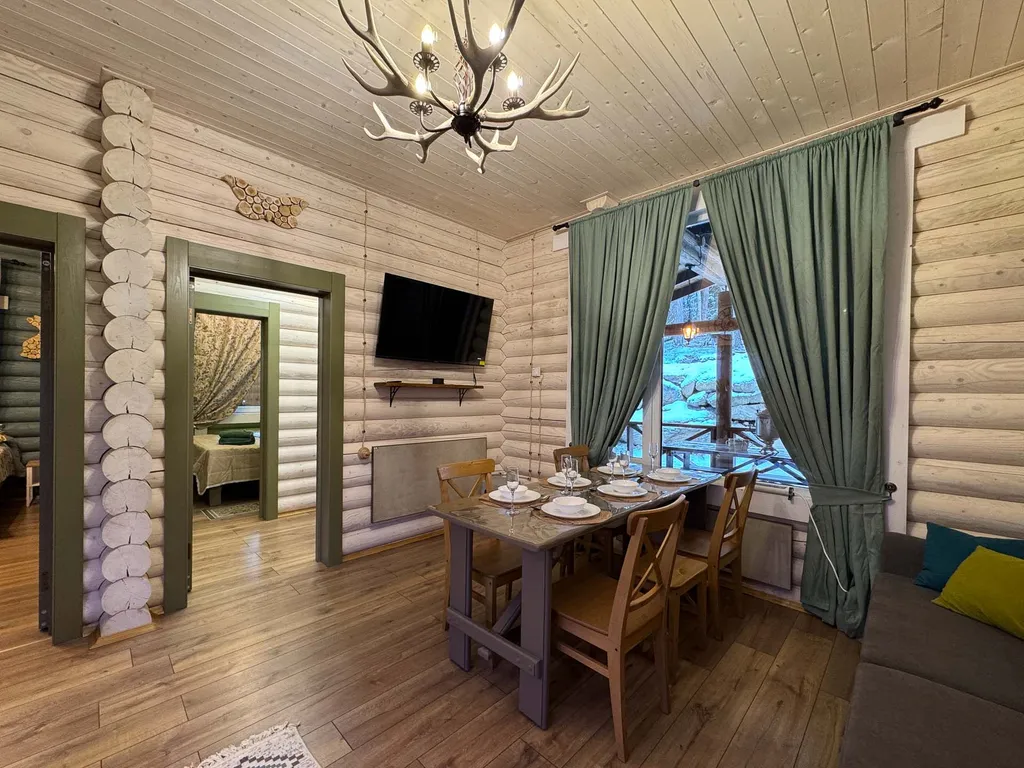 Жилой дом из сруба