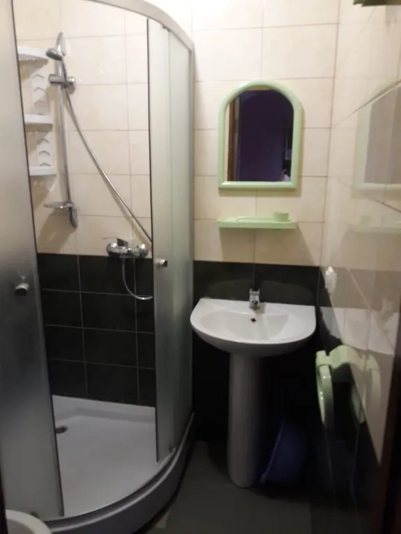 Коттедж с видом на море под большим дубом