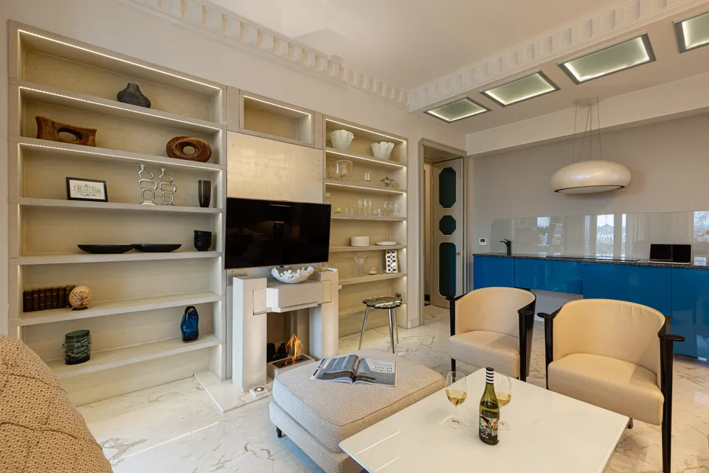 Апартаменты Аэрос с террасой и видом на море