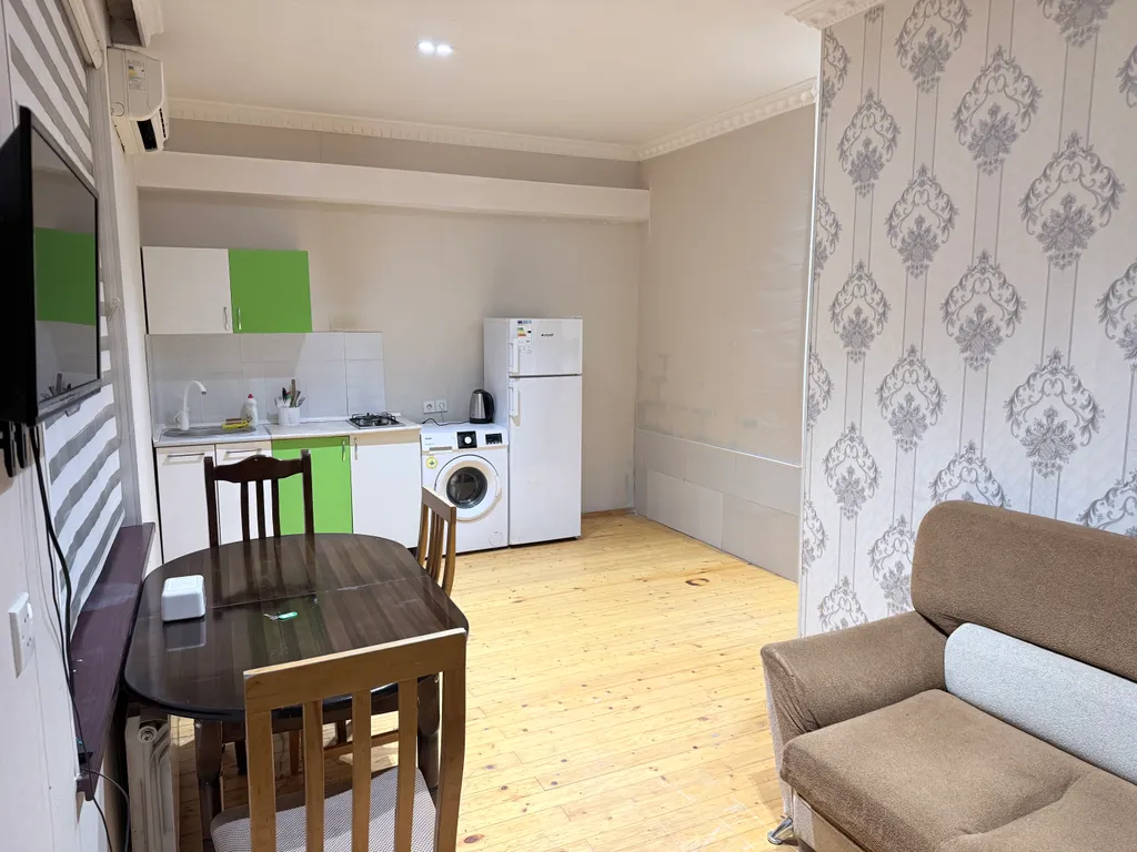 Квартира Тихий дом — аренда посуточно в Баку