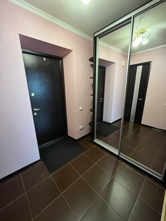 Квартира Квартира в центре, чисто, уютно — Луганск