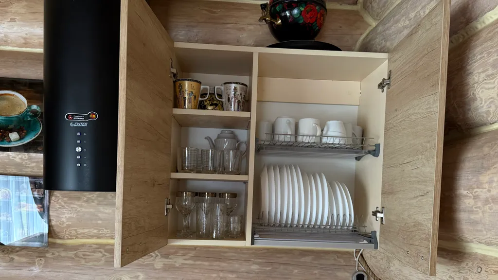 Домик у реки