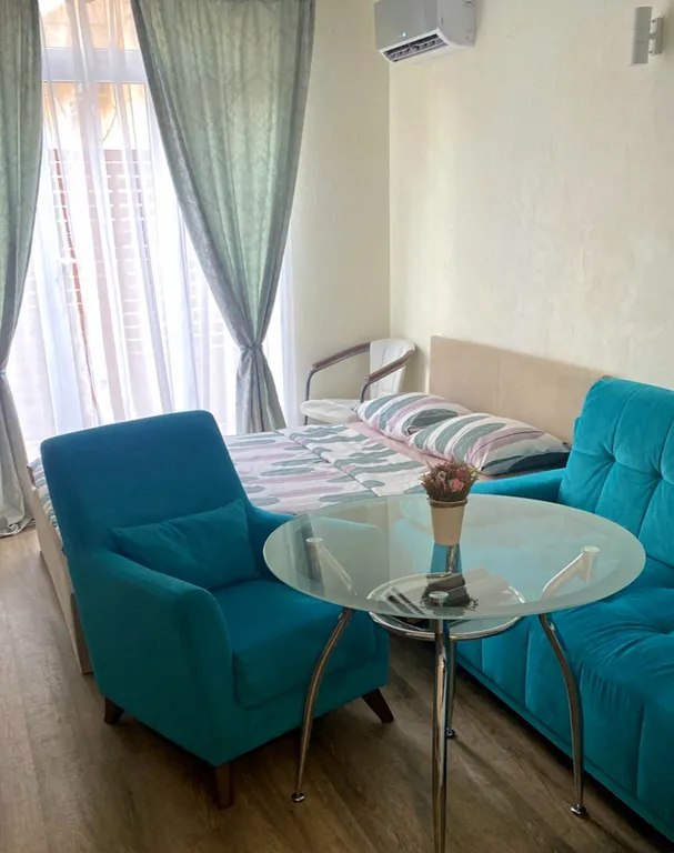 Квартира Квартира Студия на первом этаже с выходом на задний двор ЖК Резидент — Адлер