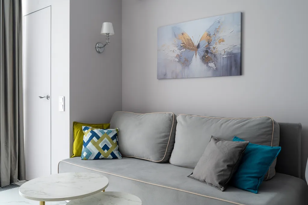 Светлая студия Real Apartments