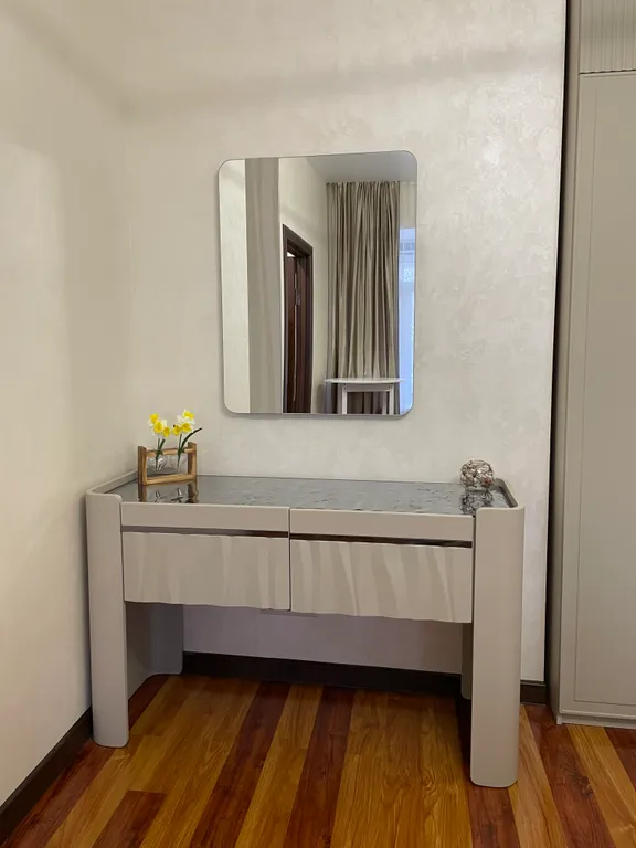 Большая, уютная двухкомнатная квартира с евроремонтом в центре города