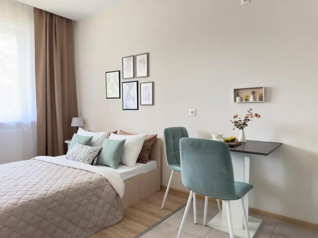 Миниатюрная студия у Цыбы