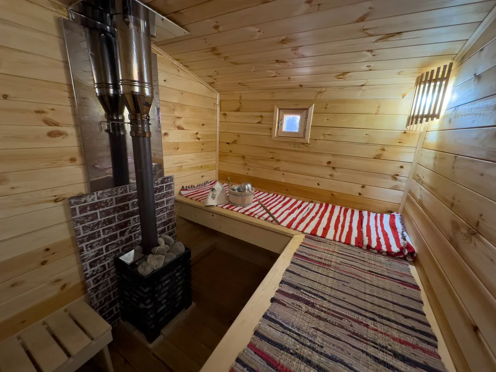 Коттедж Дом Barn House Loft с террасой и баней — Верховское