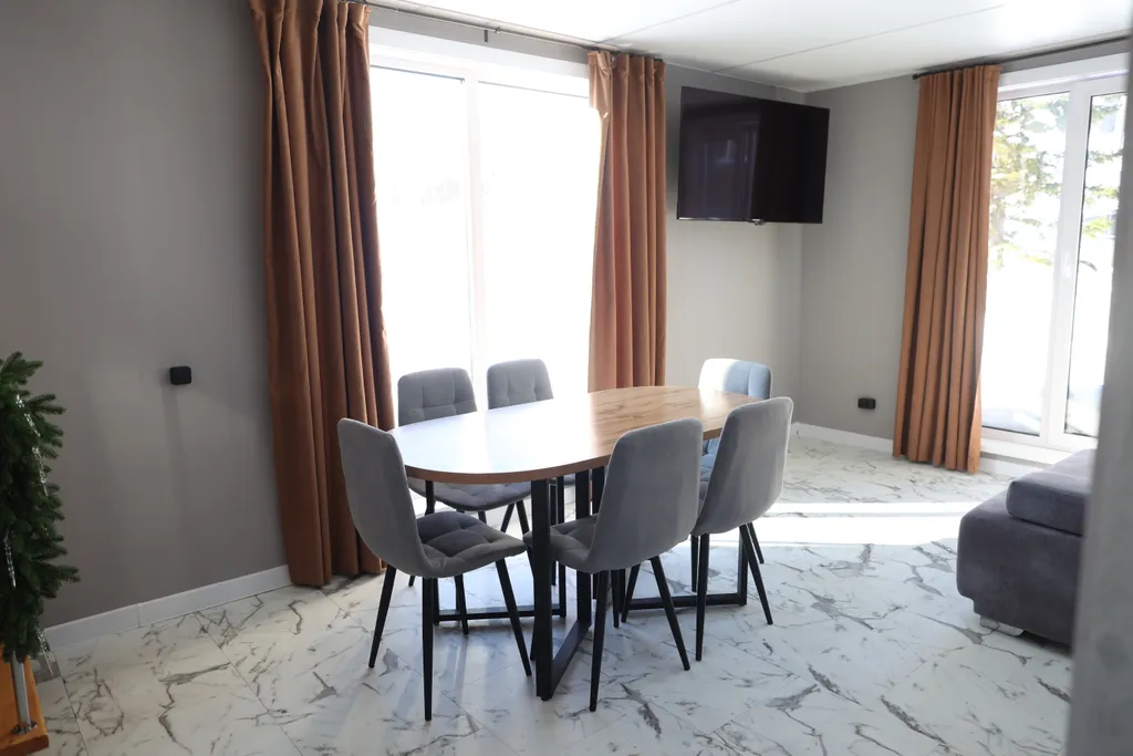 Горы по колено 1 с видом на гору Зеленая