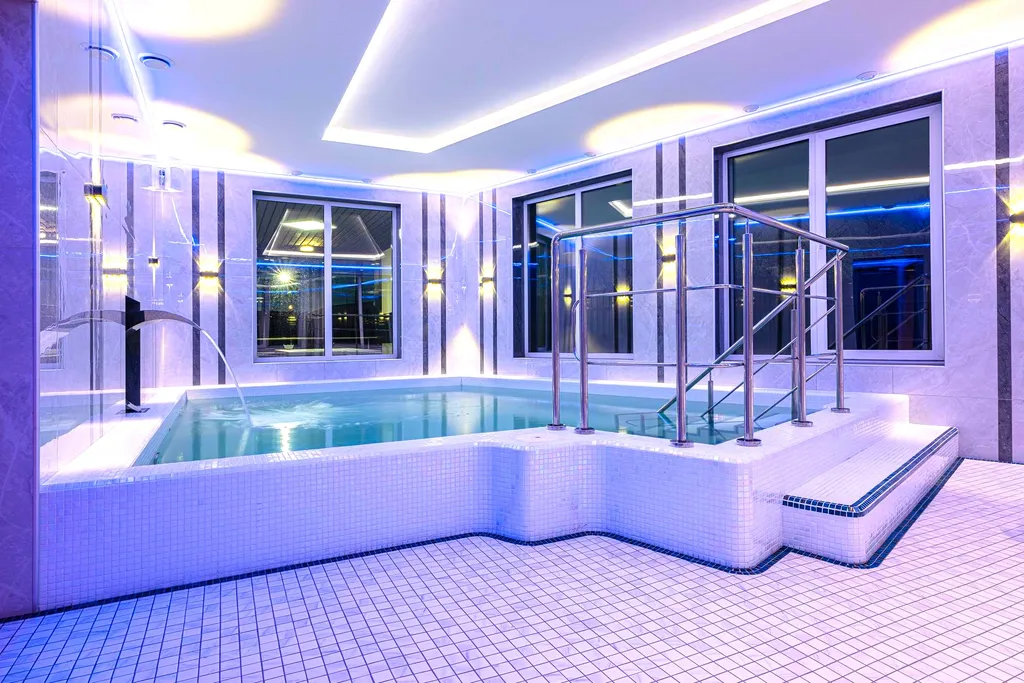 Коттедж Частный дом с Бассейном — аренда посуточно в Подольск