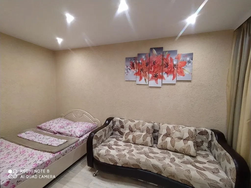 Уютная квартира в центре города — аренда посуточно в Краснотурьинск