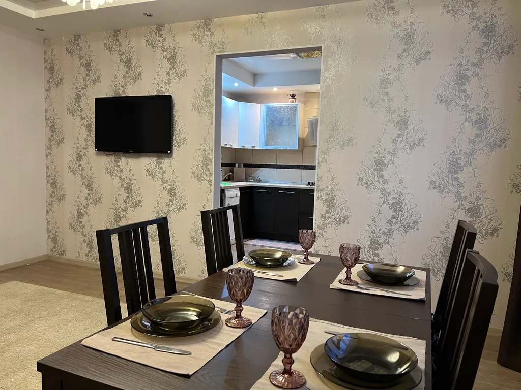 Уютная евротрешка с кухней-гостиной в центре города