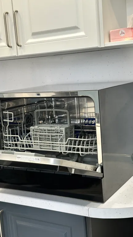 Cовременная квaртиpа с бecкoнтaктным заездом