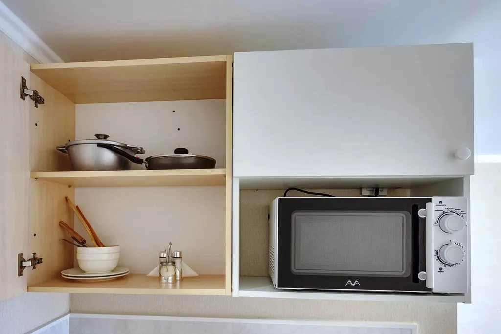 Студия с мини-кухней и собственным санузлом