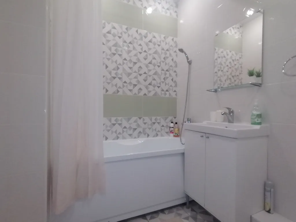 1 комнатная квартира рядом с набережной