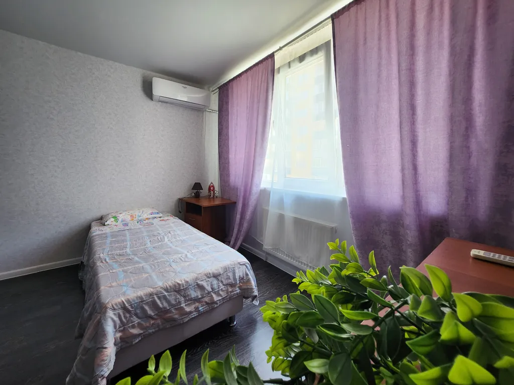 Двух комнатная квартира в лучшем районе Яблочного