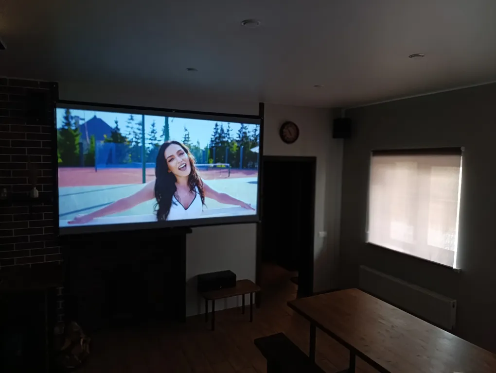 Коттедж Loft коттедж с шикаpным видом на пруд — Шишкино