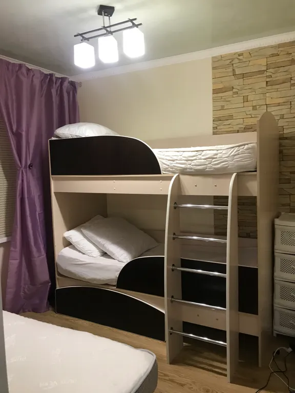 Половина дома с отдельным входом, с садом на берегу Чёрного моря