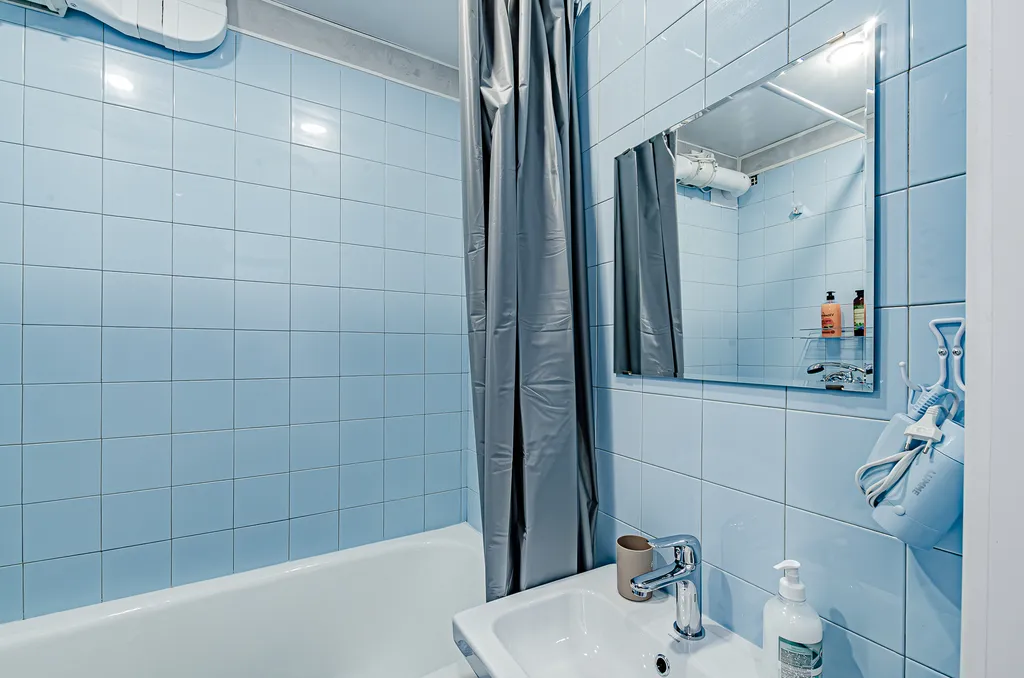 Квартира-студия с ванной в центре города