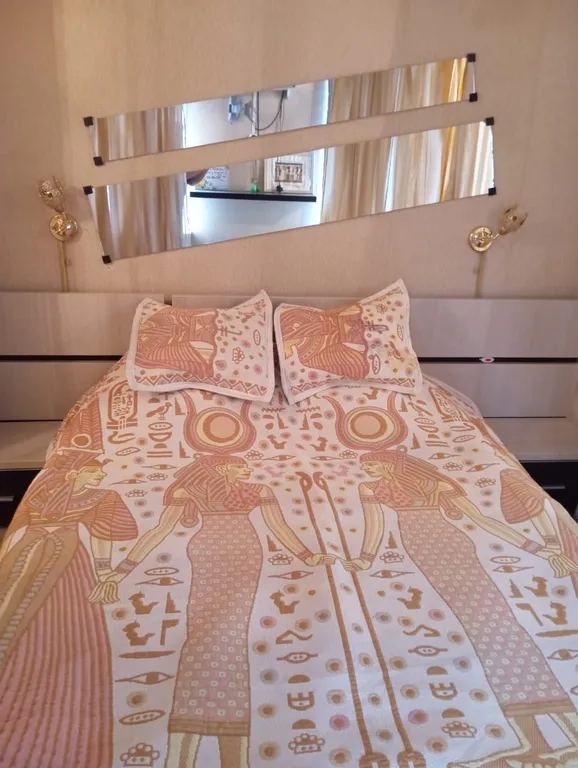 Дом с огороженной территорией