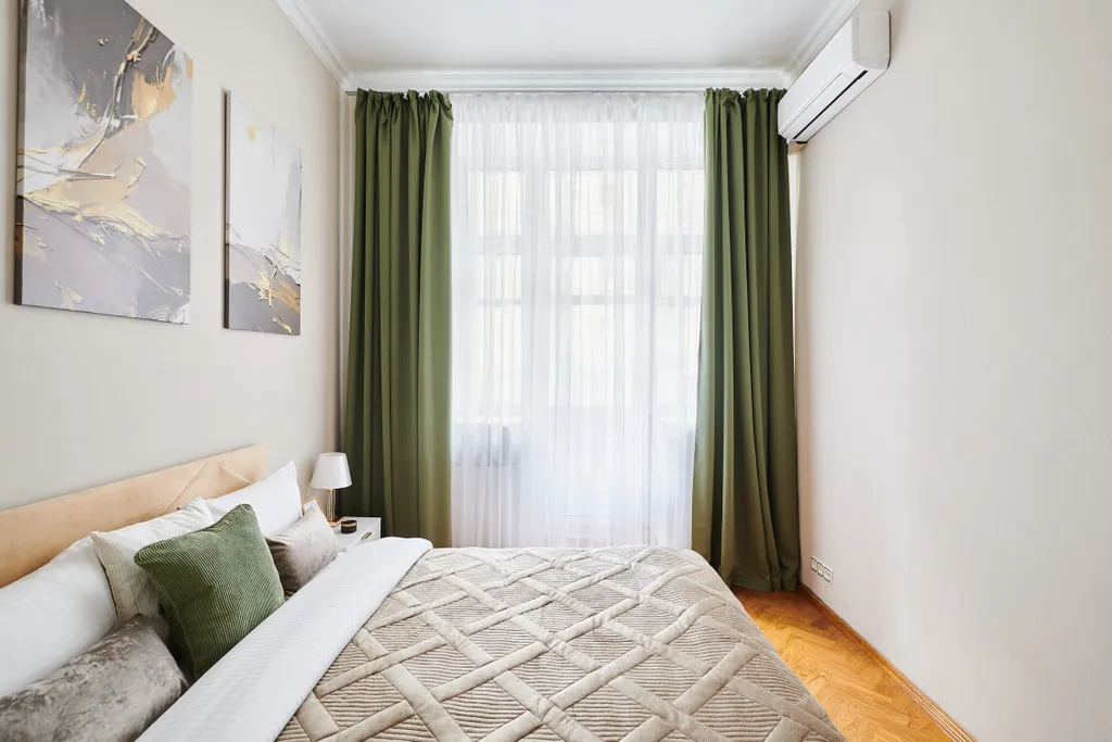 Квартира Трехкомнатная квартира с камином у стен Кремля — Москва