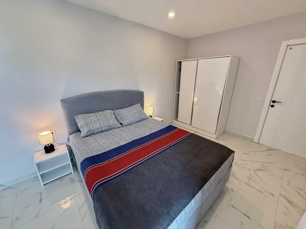 Квартира с видом на море и горы. Пляж Клеопатра