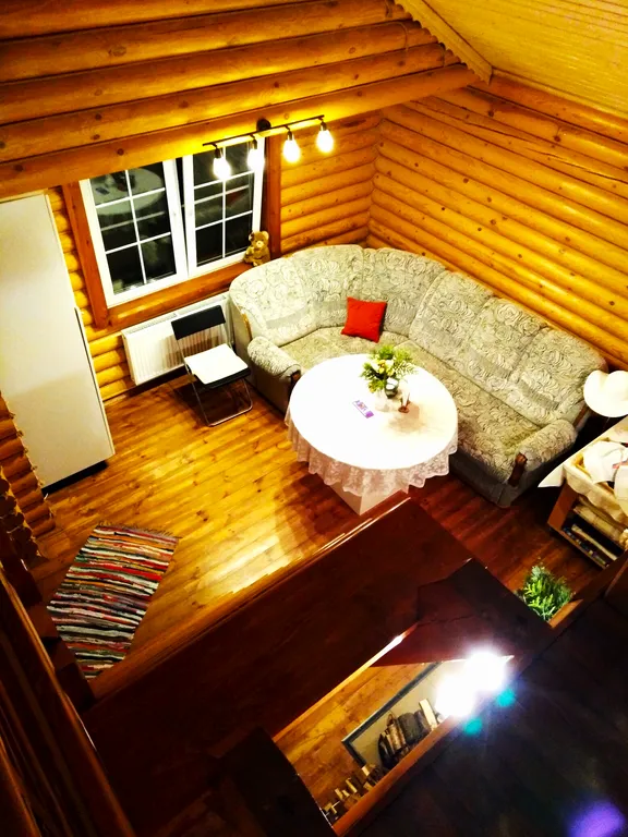 Дом - баня на берегу реки