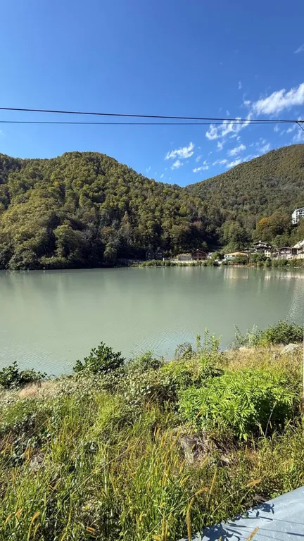 Апаpтамeнт с видом на горы , террасой и собственной парковкой