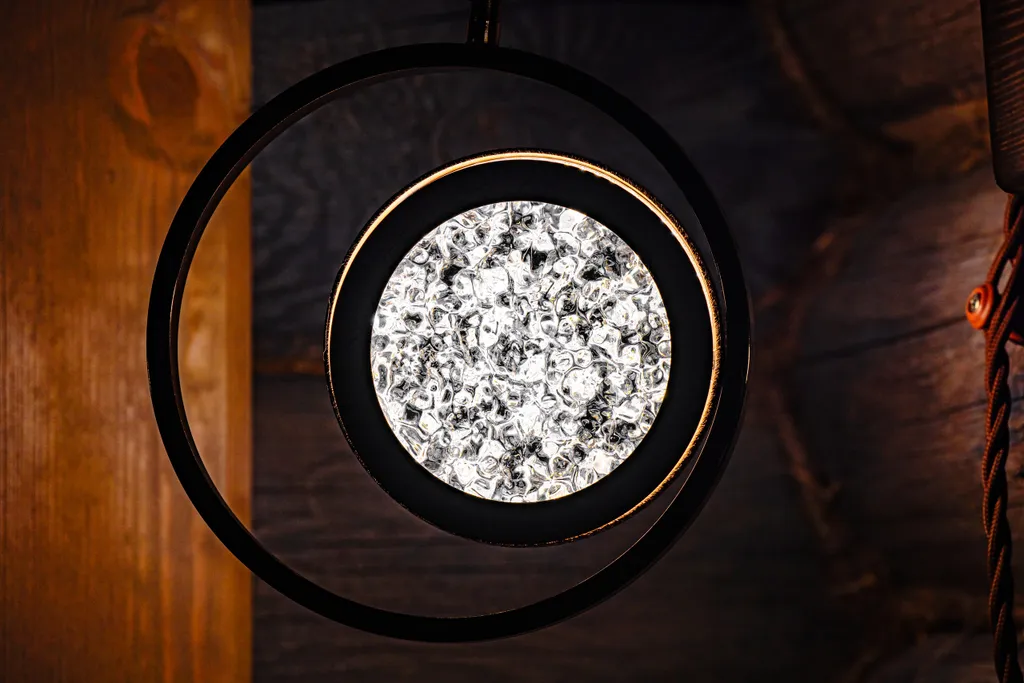 Дом  с летней кухней на три спальни с камином и террасой