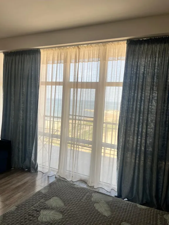 Студия с видом моря