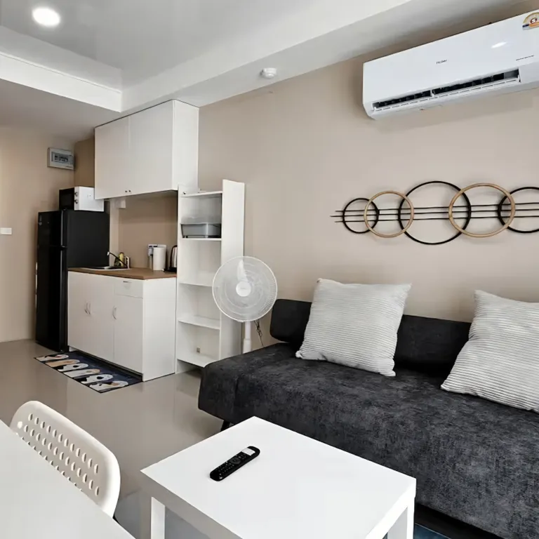 Апартаменты Пхукет 777 beach condo с большим бассейном