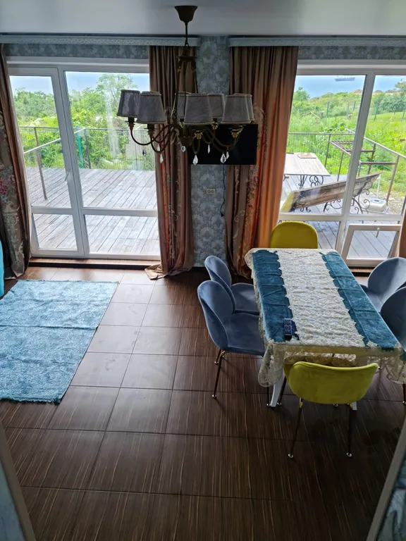 Дом Бархатная 2