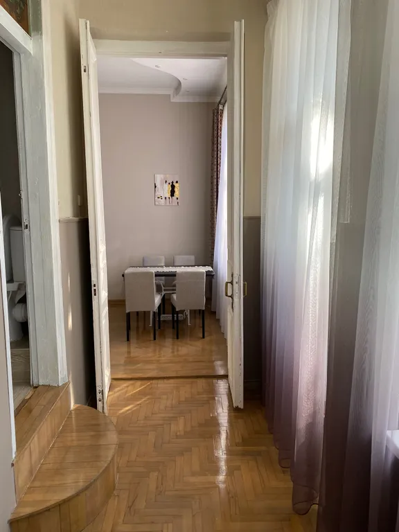 Просторные апартаменты в центре Пятигорска