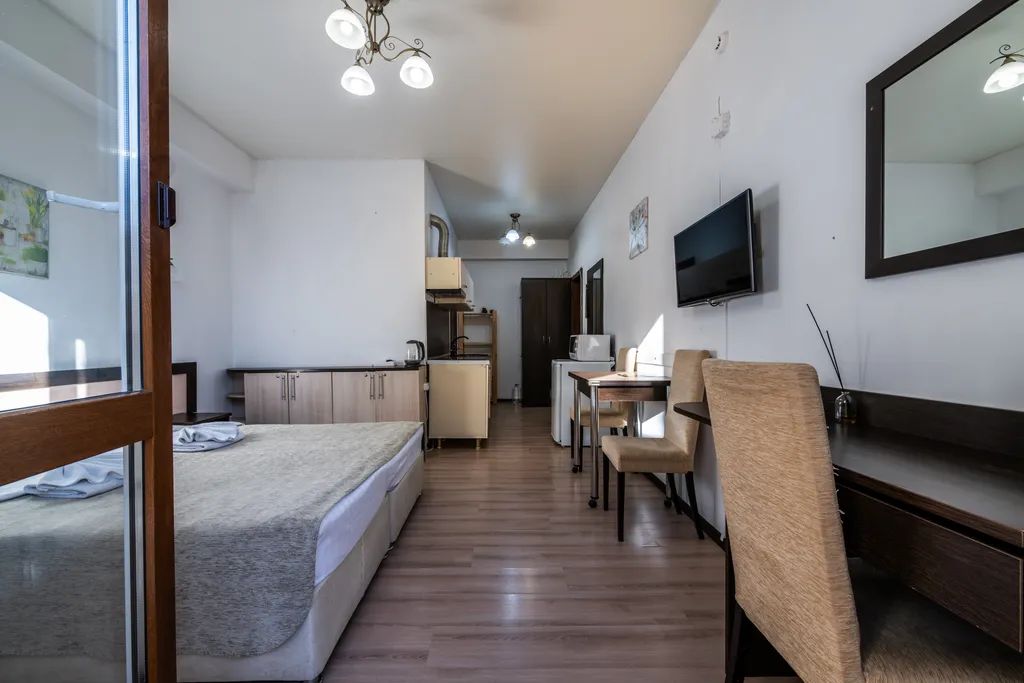 Бюджетная студия в лесу, 27 м², 3 этаж