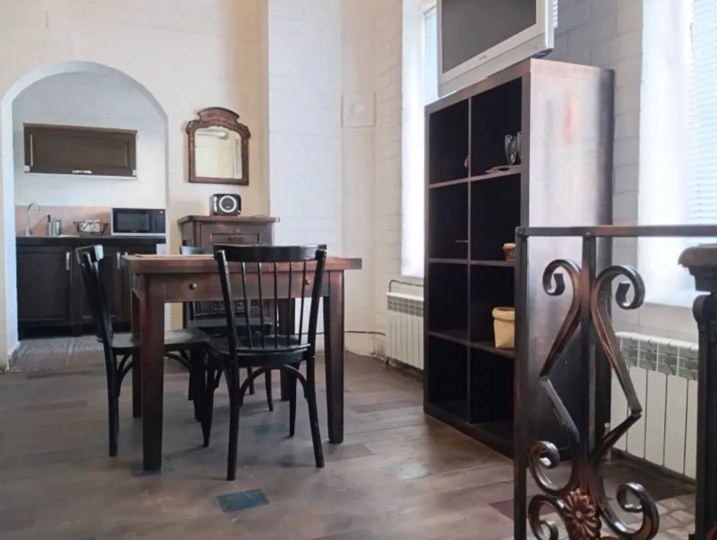 Романтика средневекового замка в центре города