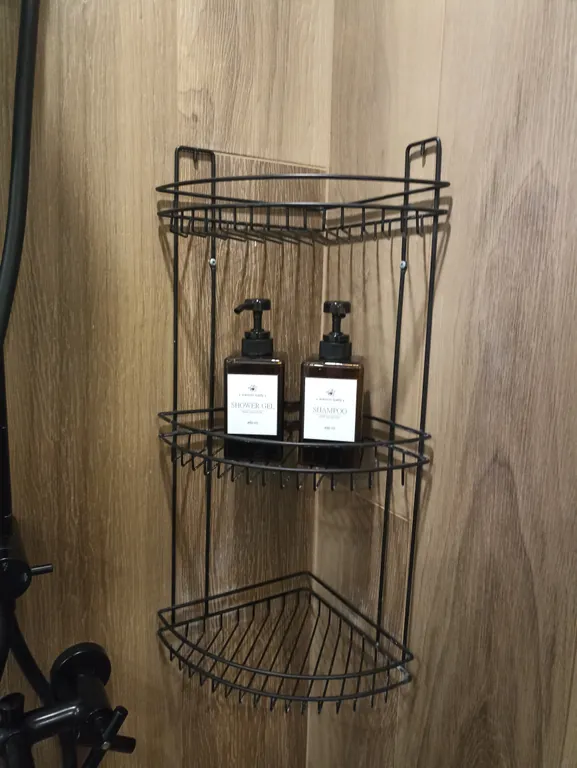 Стильная современная студия с дизайнерским ремонтом