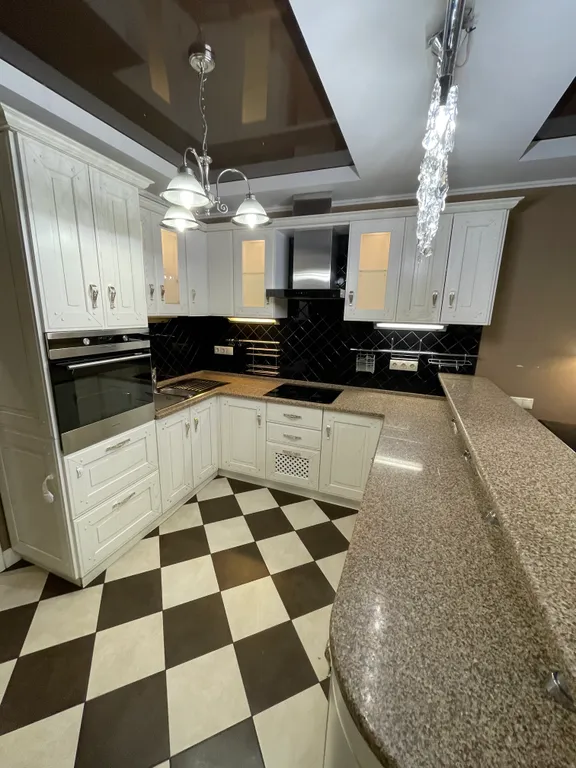 Шикарная квартира с джакузи и сауной