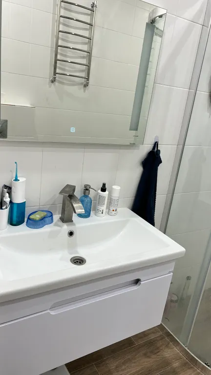 Большой коттедж с камином на просторном участке по Новой Риге