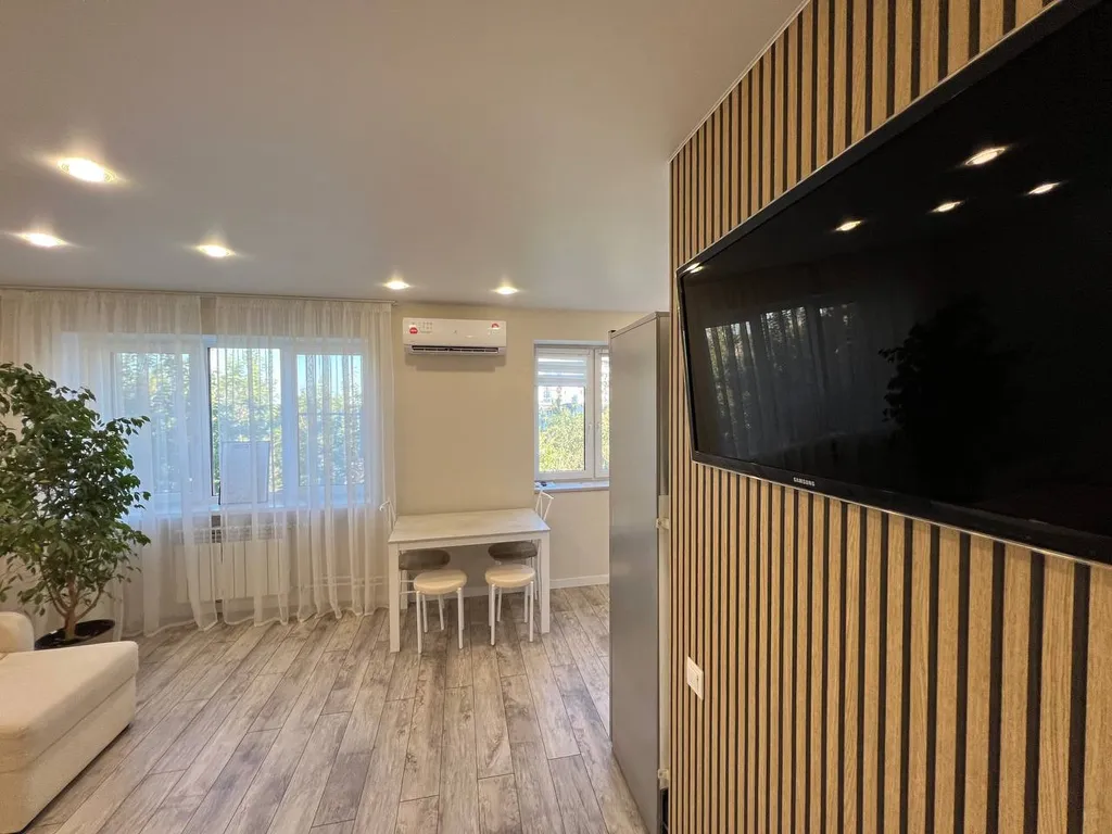 Квартира Квартира Дизайнерская студия, 5 минут пешком до набережной — Волгоград