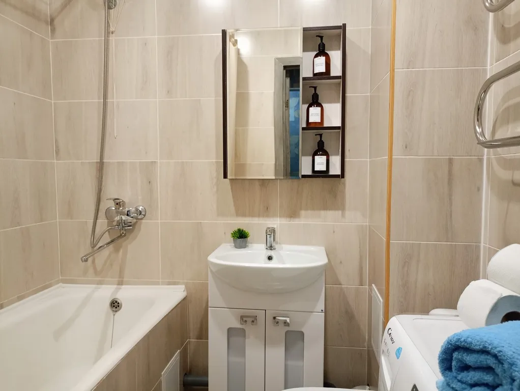 Однокомнатная квартира для 2 гостей рядом с ЖД больницей