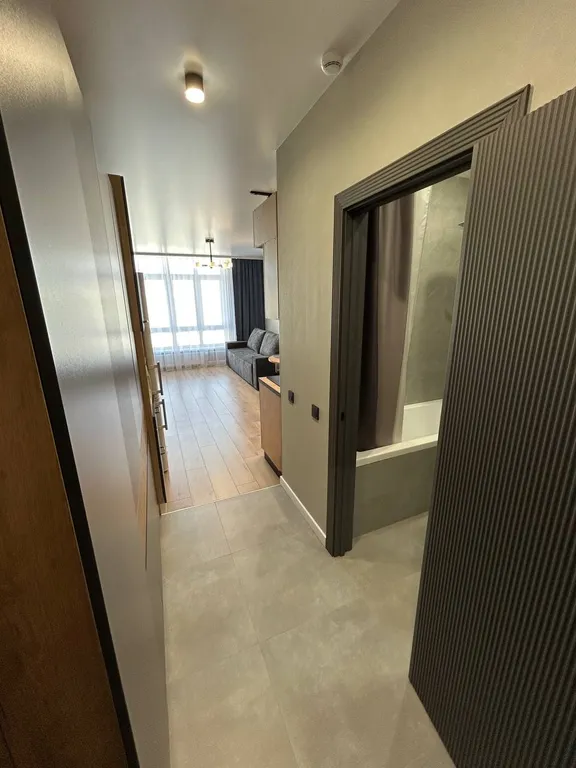 Стильная квартира с видом на лес