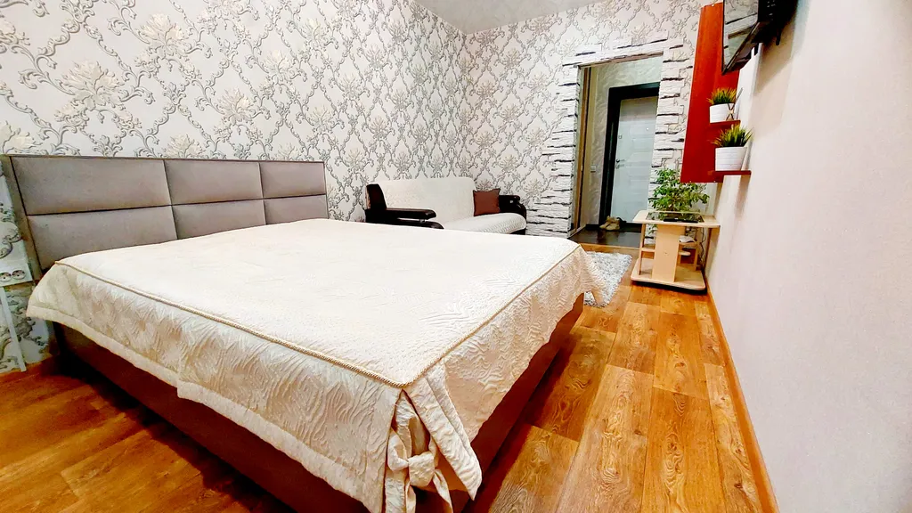 Чистая уютная квартира в новом доме