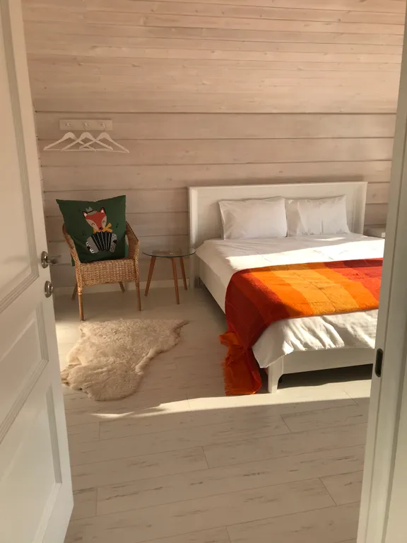 Коттедж Дом для отдыха Mеdley с домашним кинотеатром, террасой и джакузи — Гончарное