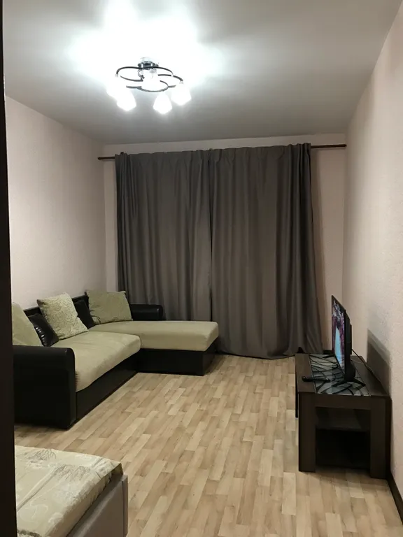 Уютная квартира, рядом УДГУ, Олимпиец, тир, арена, радиозавод, военкомат