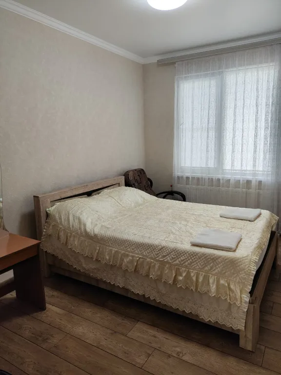 Не далеко от моря новая уютная квартира в частном доме